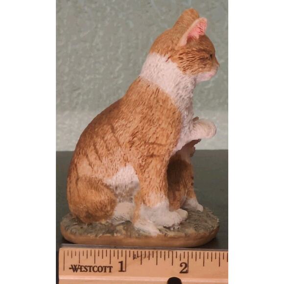 Trio Of Cats Mama & Her Kittens Resin Figurine Orange Tabby VTG Granny Core - Picture 5 of 13